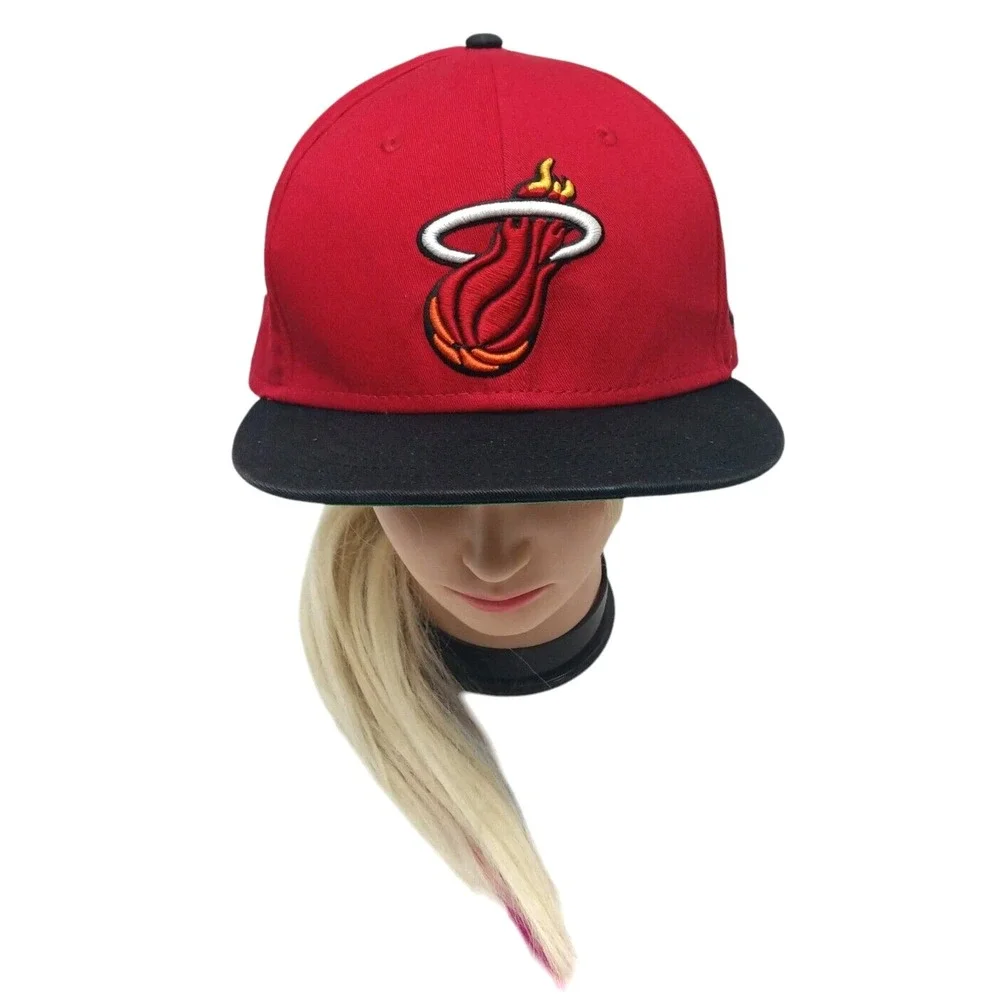 NBA New‎ Era 59fifty Miami Heat Red & Black Hat/Cap Dwyane Wade #3 Snap Back